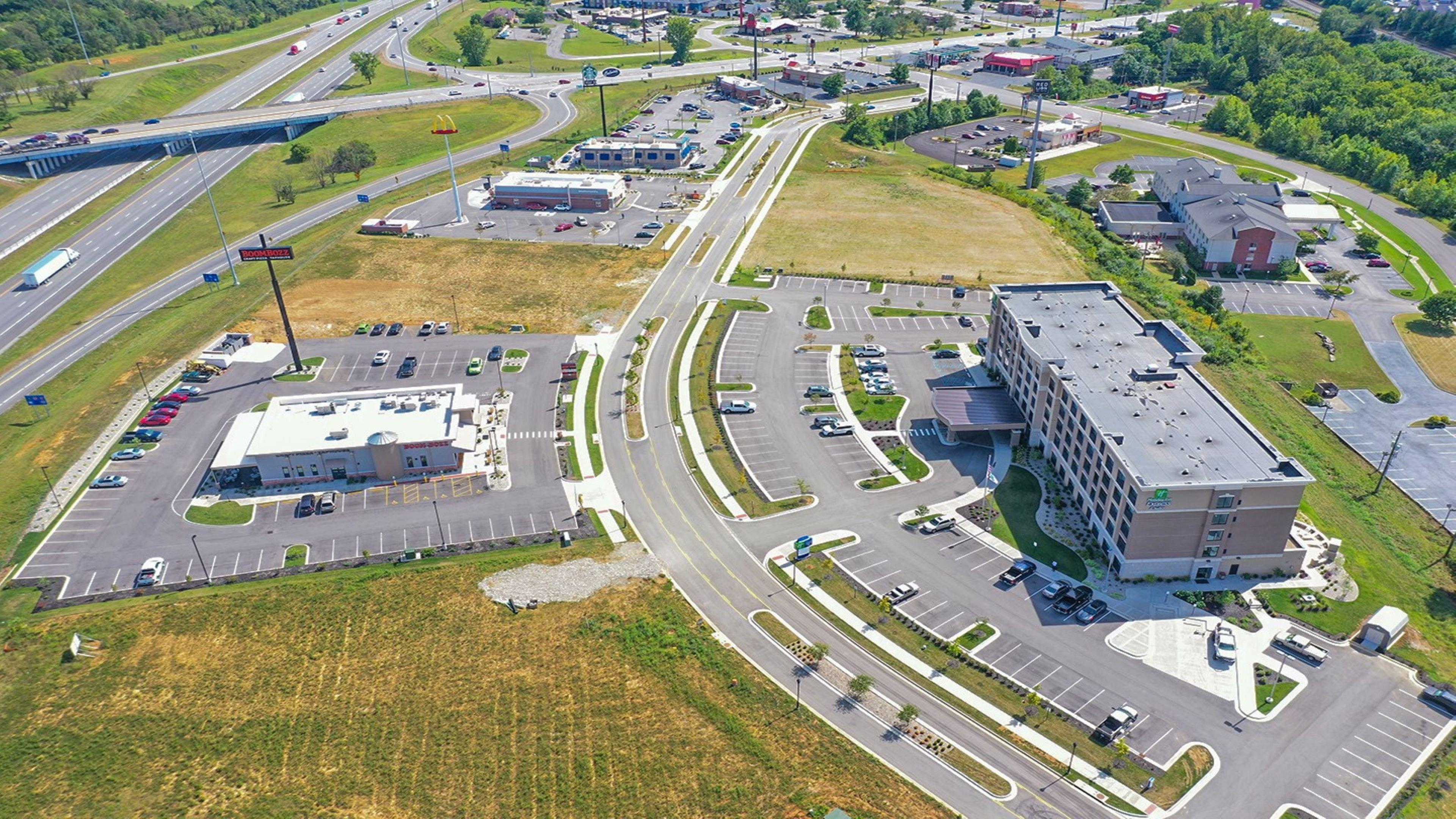 Holiday Inn Express & Suites - Elizabethtown North By Ihg Exterior photo