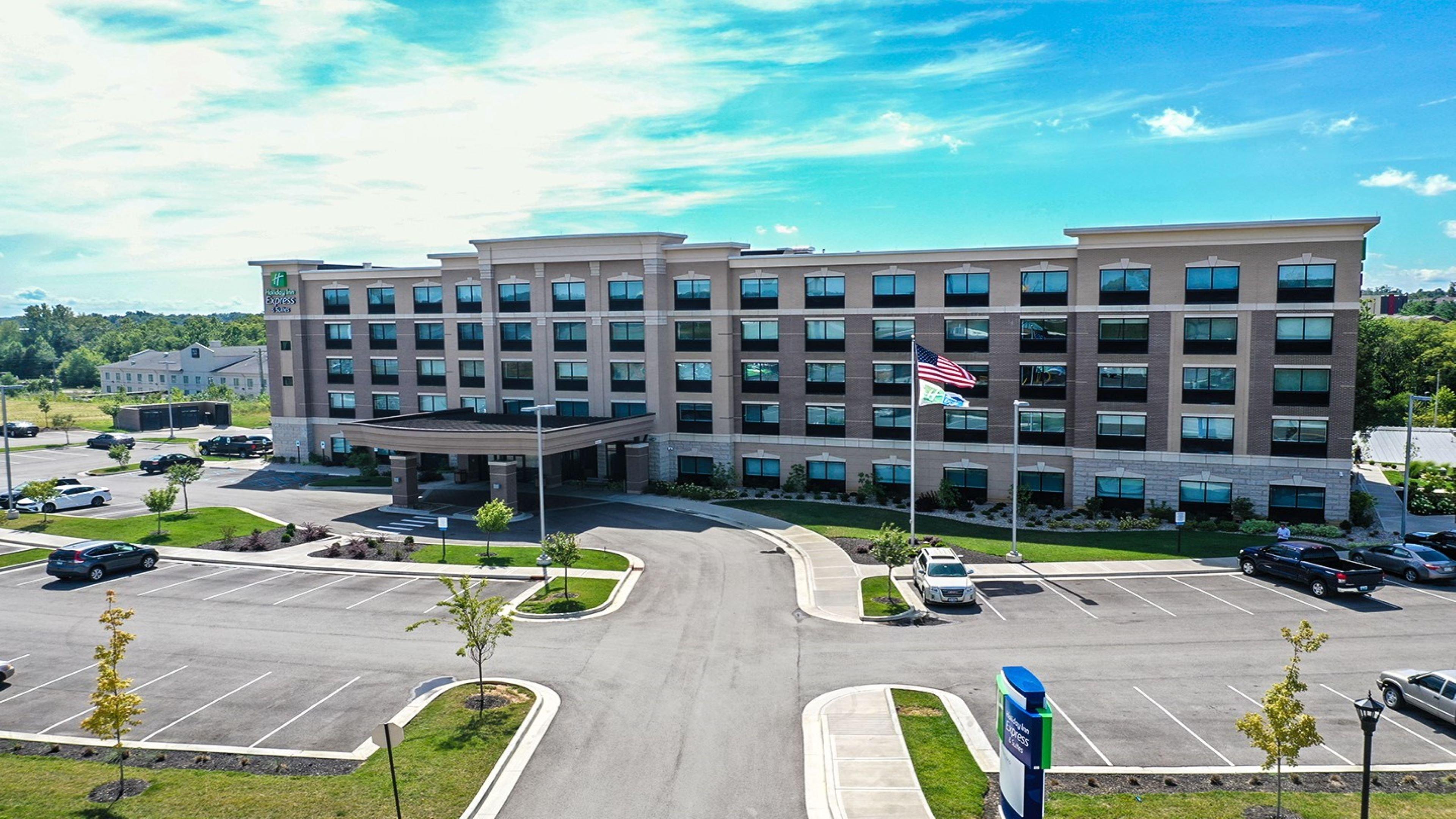 Holiday Inn Express & Suites - Elizabethtown North By Ihg Exterior photo