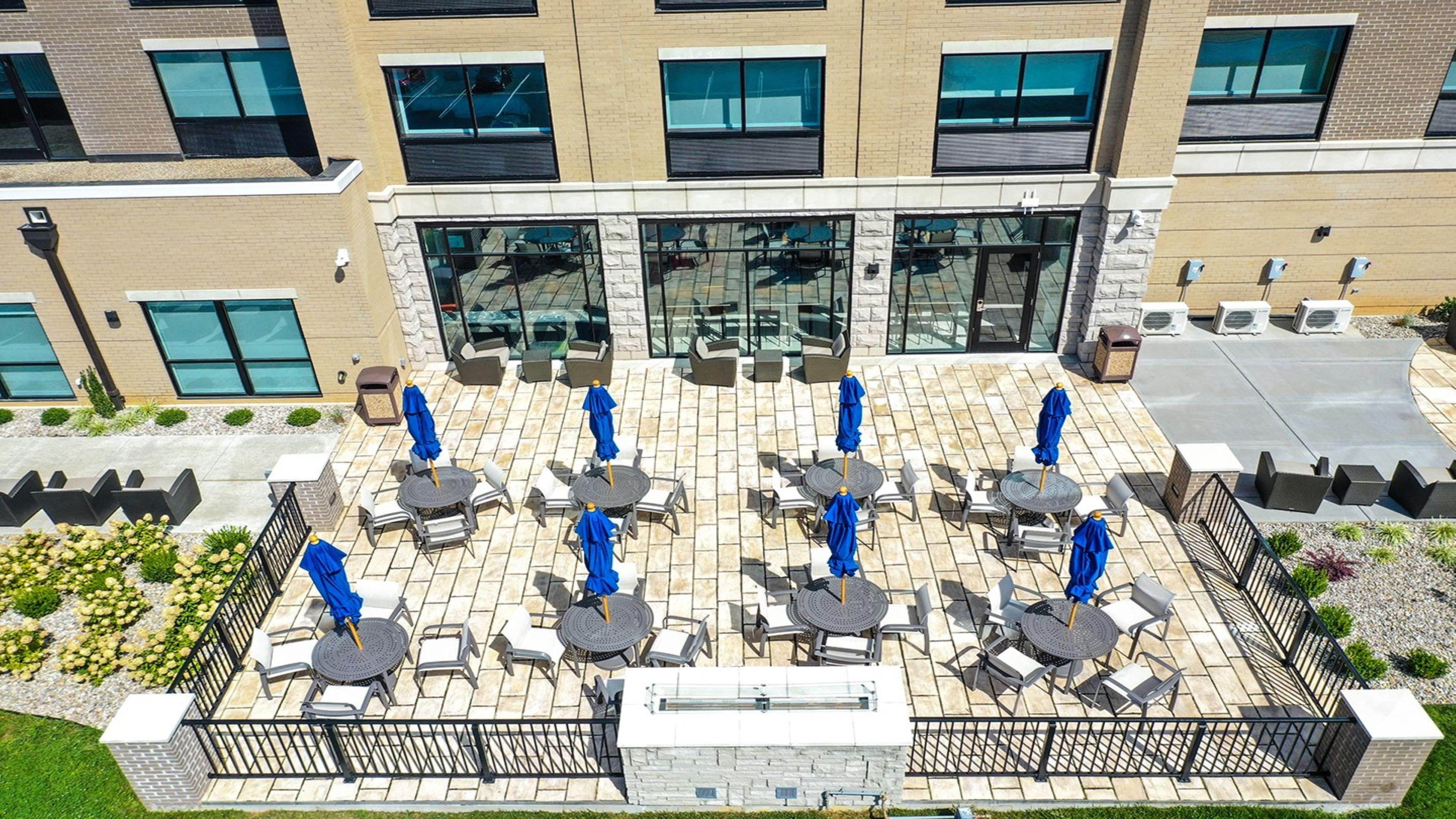 Holiday Inn Express & Suites - Elizabethtown North By Ihg Exterior photo